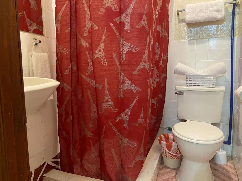 Mini Departamento Amoblado En Pleno Centro De La Ciudad Apartamento Baños